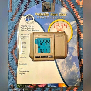 New La Crosse projection‎ clock